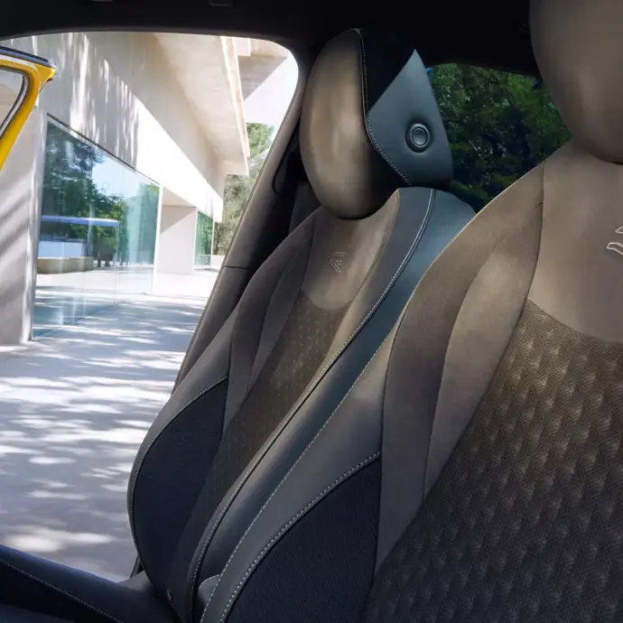 TC1295_interior_view_of_ergo_active_seats T-Roc_ergoActive_sitz