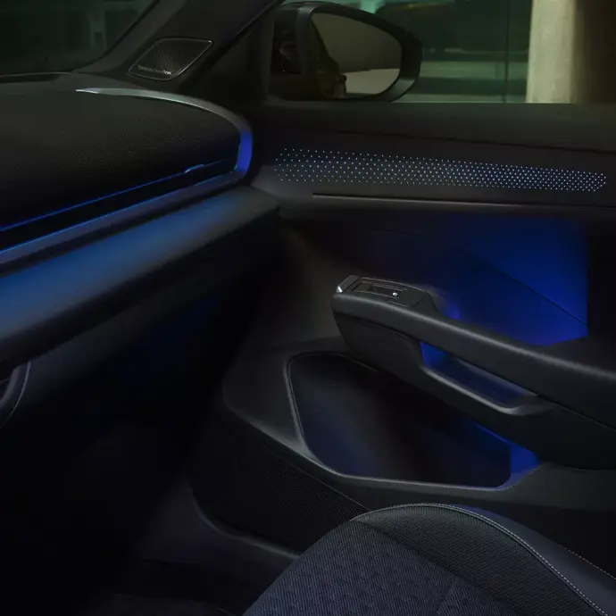TC1298_T-Roc_interior_ambient_light T-roc_interieur_ambientelight