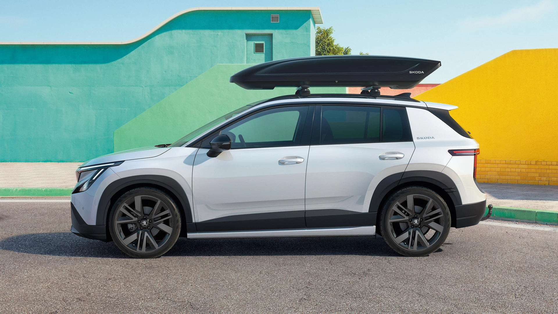 Skoda Epiq mit Dachbox